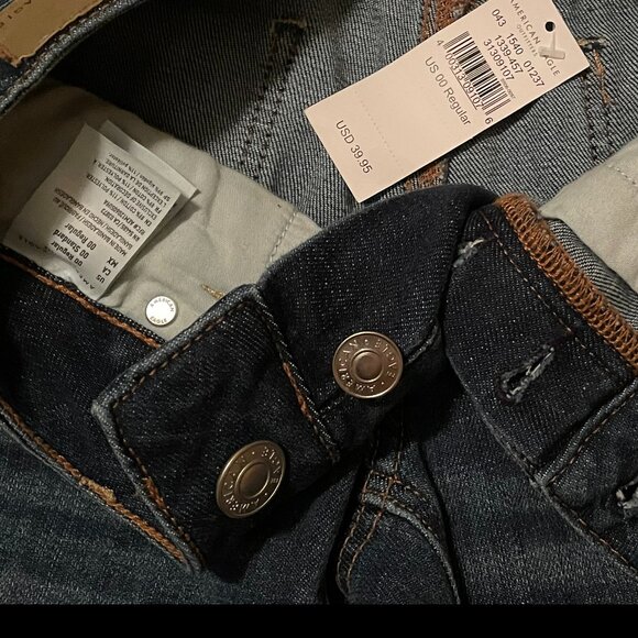 American Eagle, Size 00, Tomgirl Jeans, Dark Wash - Picture 6 of 6
